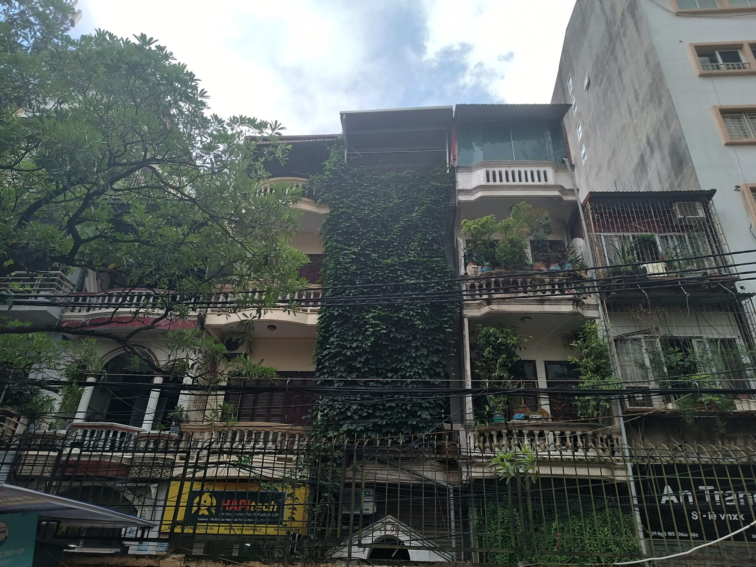 Hanoi - green facade