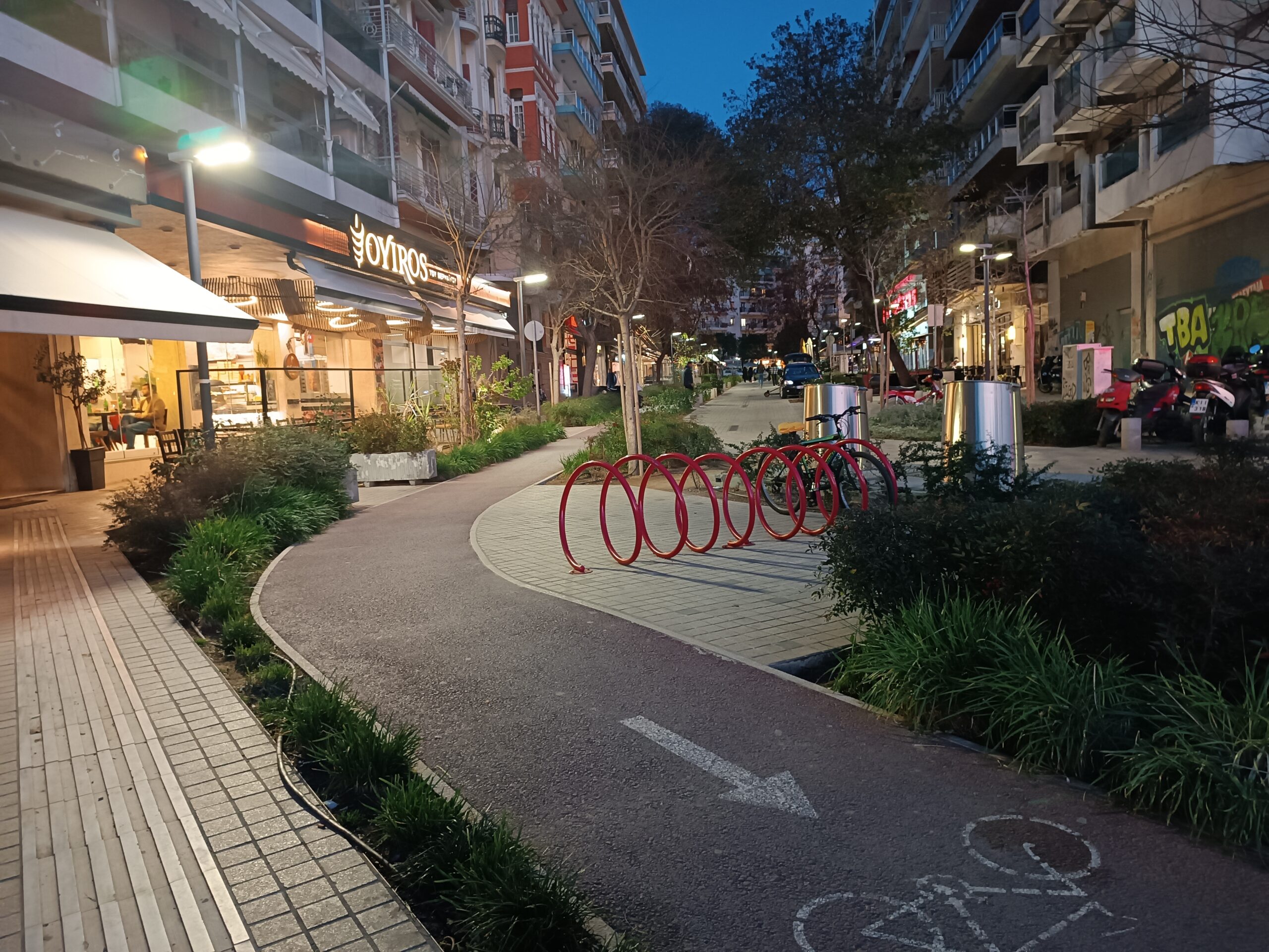 Thessaloniki - green street design